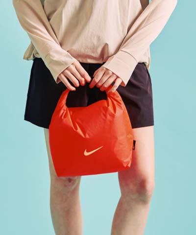【2026年新作】ナイキ SS26ウォータプルーフバッグ【NIKE】