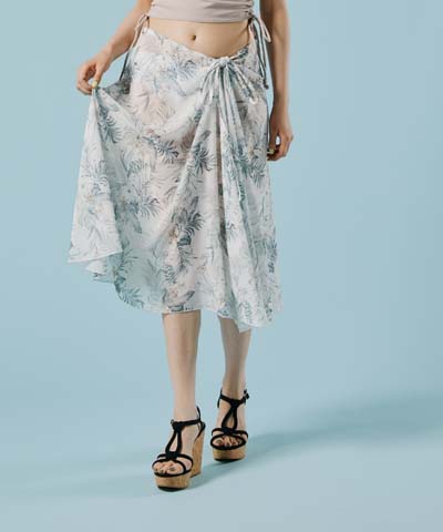 美品✨San-aiResort 三愛水着3点おまけビキニーショーツ ＆パット 2024年新作】ショートパンツ M【San-ai Resort（サンアイ