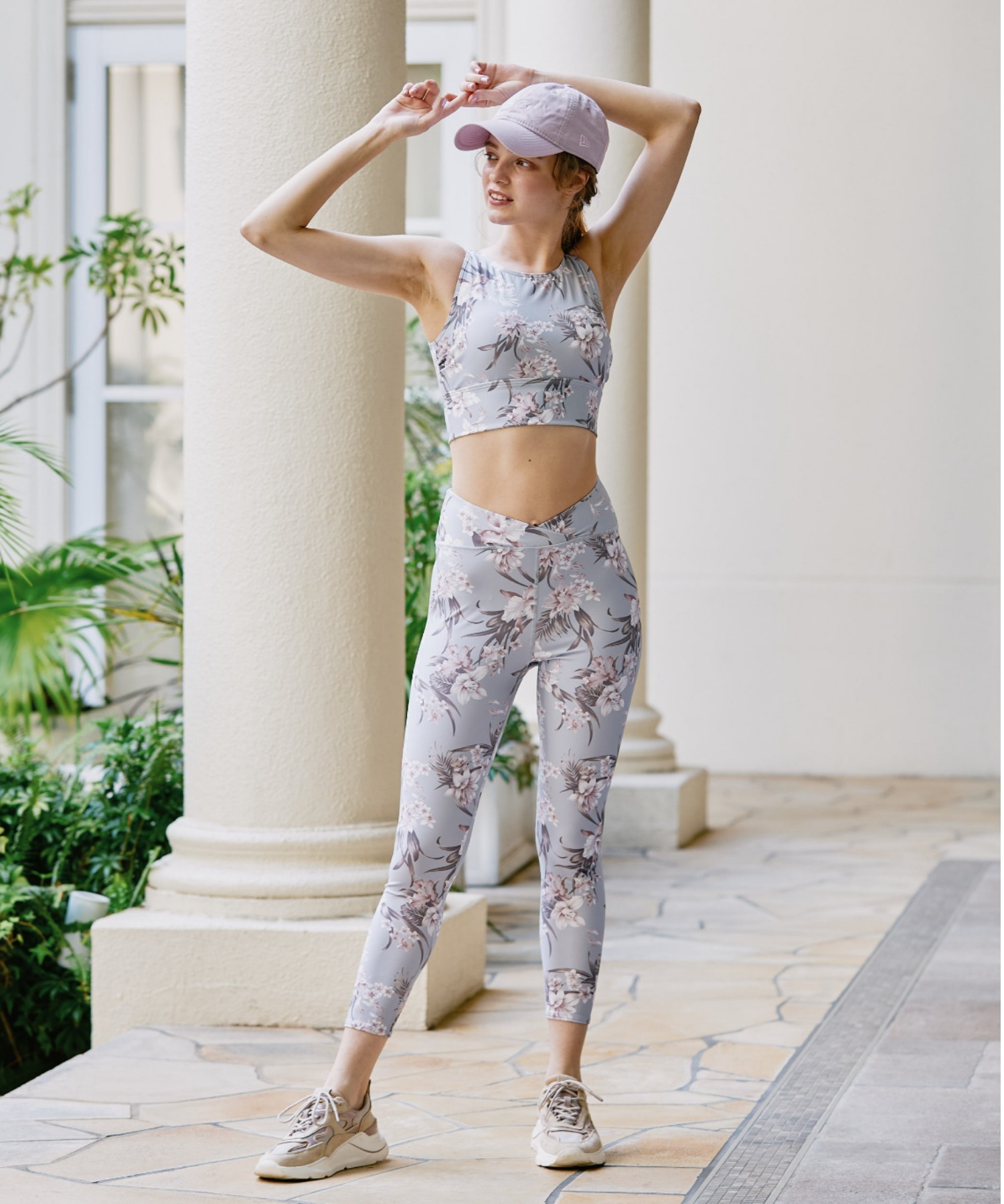 Wacoal】ディズニーレギンスMサイズ 短い 