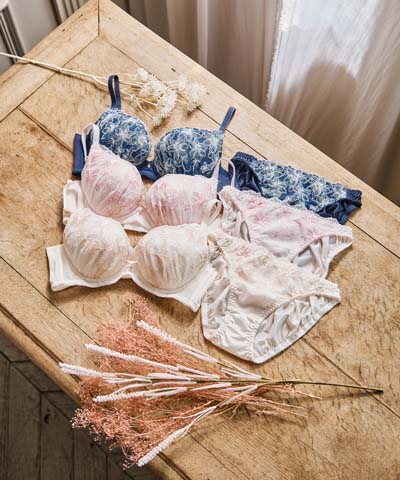 桜井着　bajra ノーカラーブルゾン　美品 桜井着bajra ノーカラーブルゾン美品