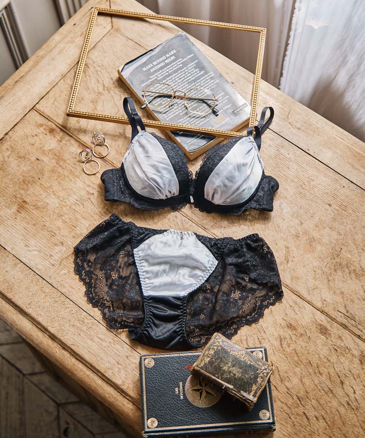 SALE】【northerly】 セクシードレープサテン ブラジャー＆ショーツ