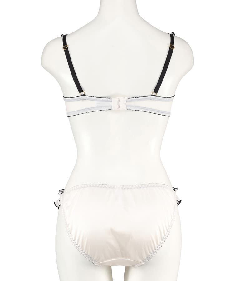 atri様 ユノアクルス ランジェリー♡ 三上悠亜着用】エレガンスシャイニーレース育乳脇高ブラジャー&Tバック