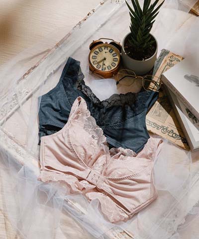 毎日らくちん、楽しくバストケアもちもちナイトブラ　  【northerly】