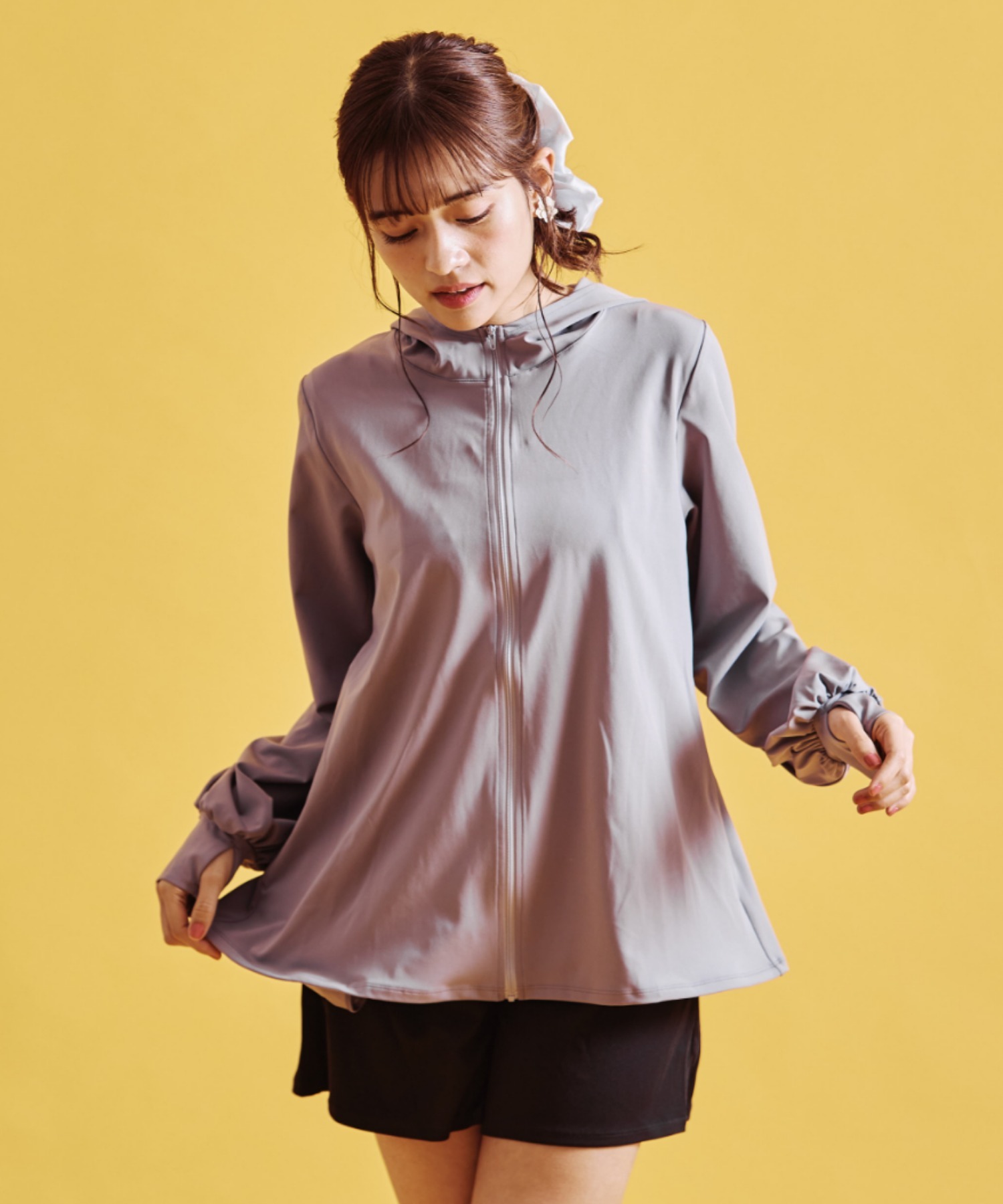 WEB限定のStyling SetのSwimwearとActivewearのコーディネートされた
