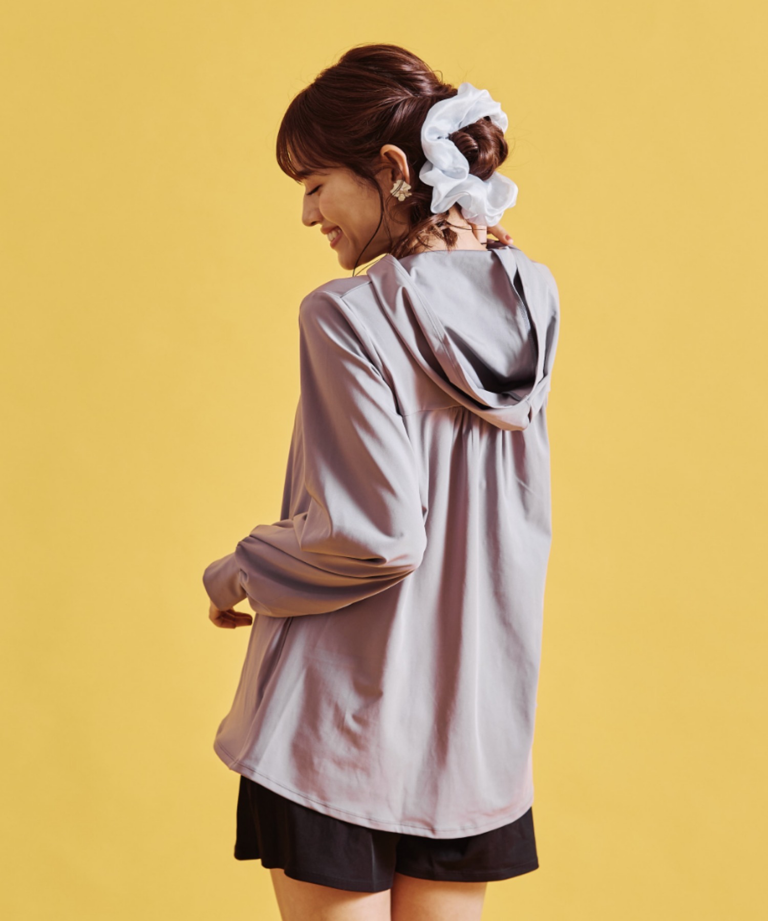 WEB限定のStyling SetのSwimwearとActivewearのコーディネートされた