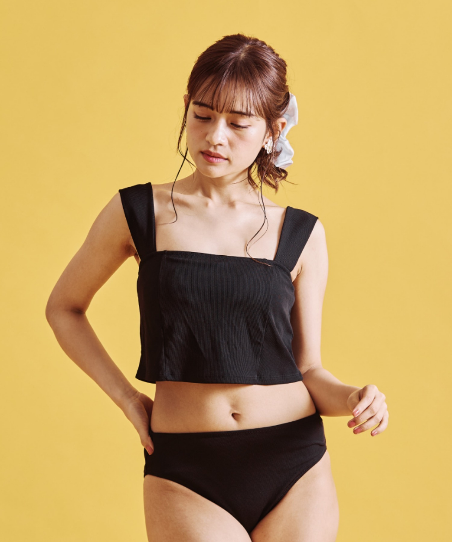 WEB限定のStyling SetのSwimwearとActivewearのコーディネートされた