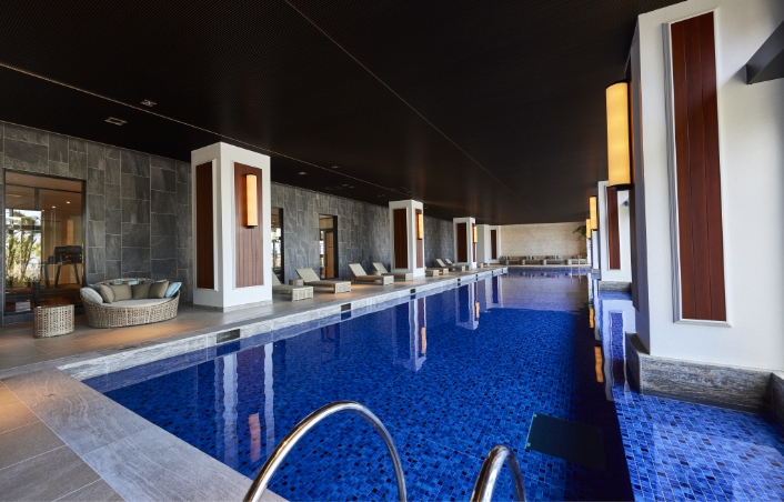 インドアプール