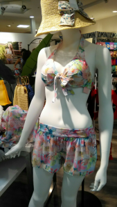 ショルダーパレオ付きビキニ2
