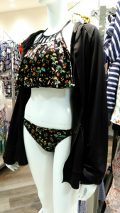 ＭＵＲＵＡベロアハイネックビキニ