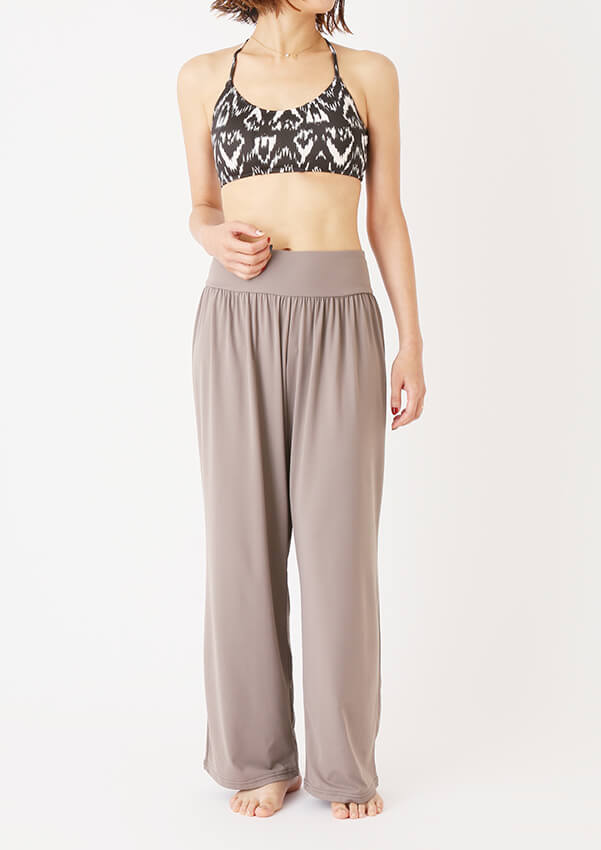 コーディネート｜Reir Active レイールアクティヴ｜Zig　mini ブラ 9号/11号、JL Feeling2Way　ルーズロング パンツ M