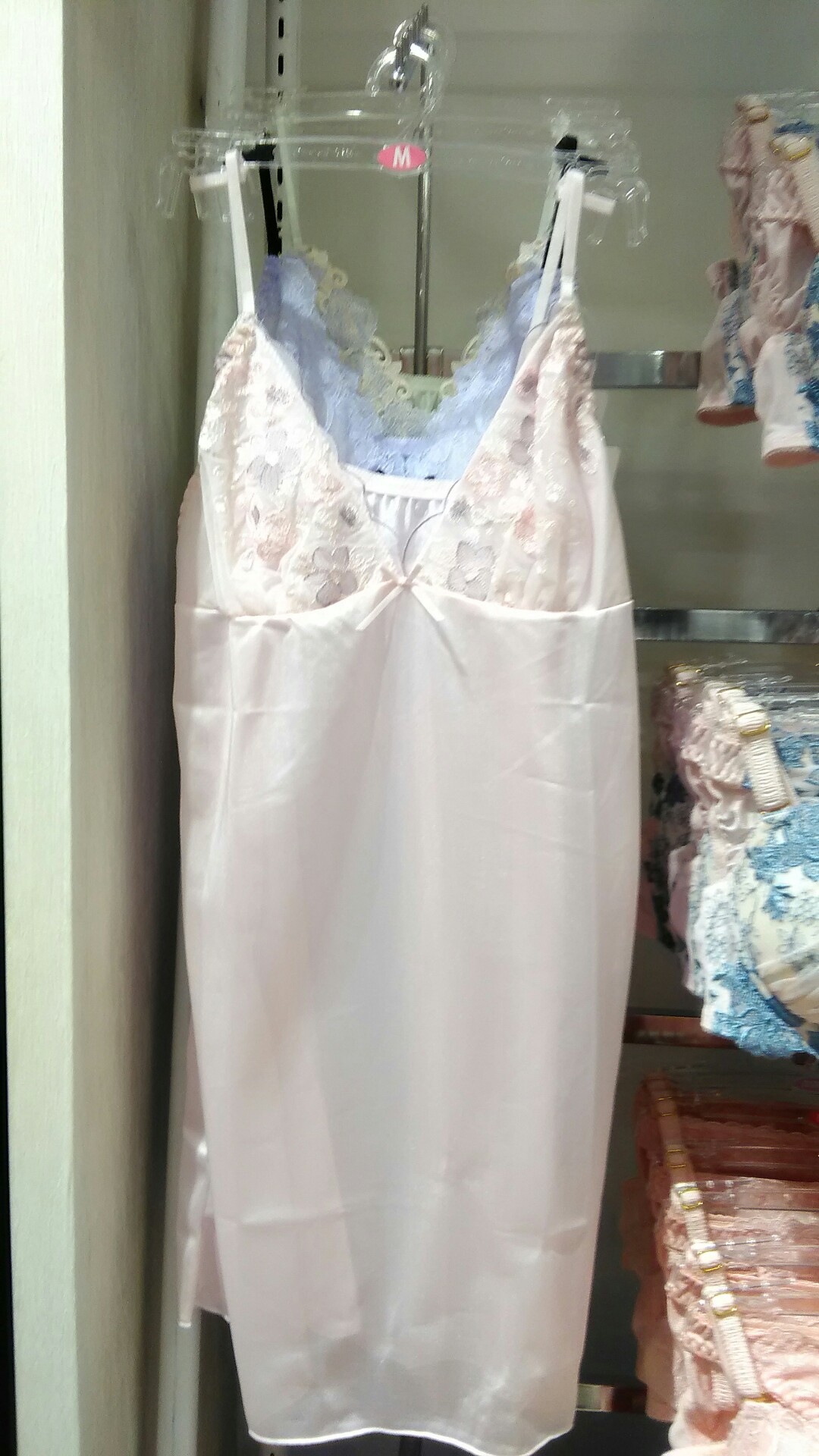 ルミネ立川店 ルミネ ザ バーゲン 日本最大級の水着が揃うai アイ スクウェア