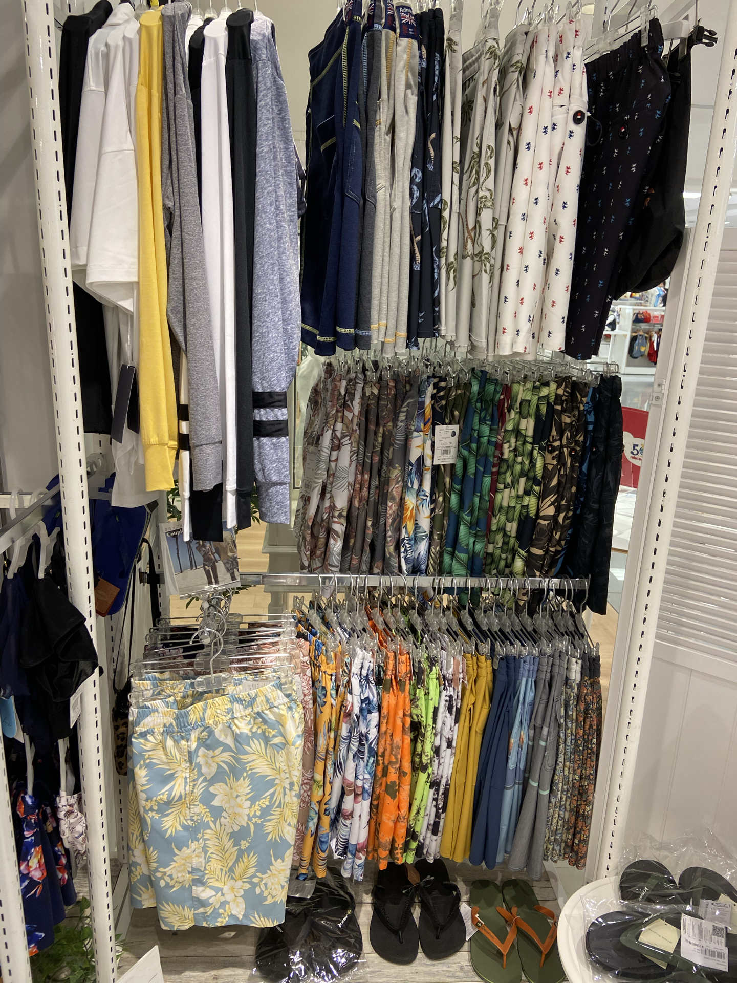 西武渋谷 メンズお取扱いあります 日本最大級の水着が揃うai アイ スクウェア