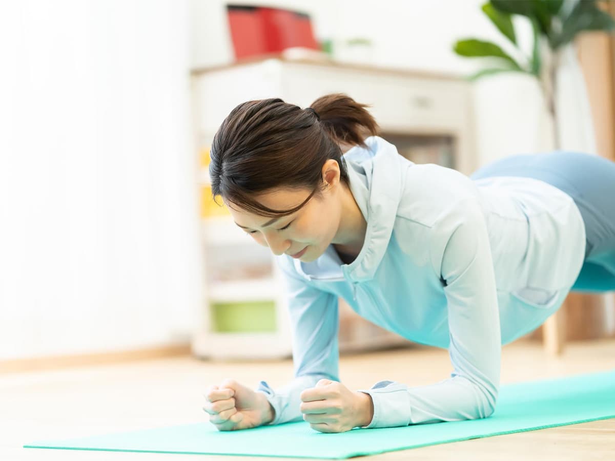 おうちでできる室内フィットネス！健康維持や運動不足の解消におすすめエクササイズを紹介