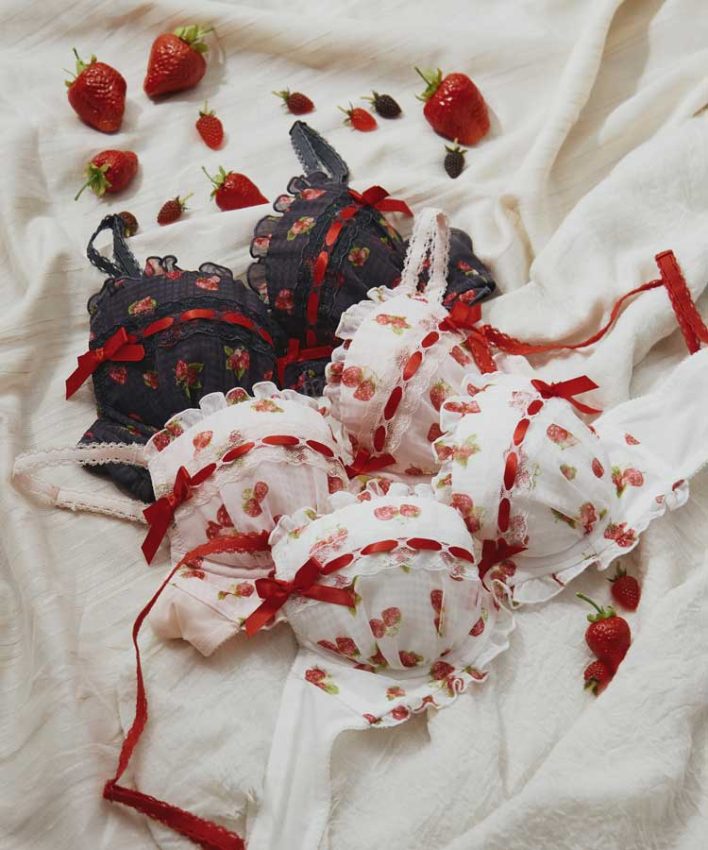 San-ai Resort northerly福岡ソラリアプラザ店】いちご柄がラブリーな