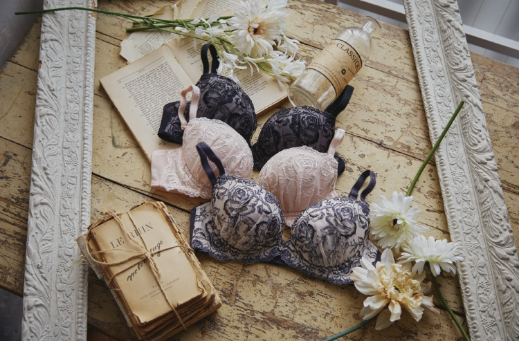 Treat ürself トリートユアセルフ　水着 ブラック Treat ürself トリートユアセルフ 水着 ブラック トリート