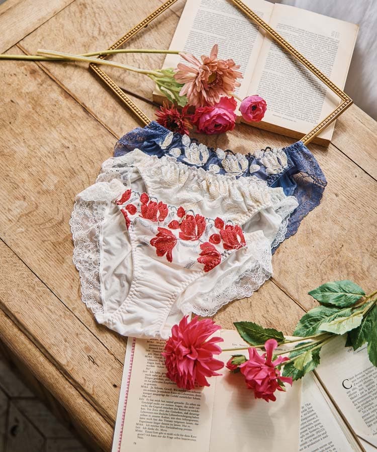 ブラ＆ショーツはセット派？別々派？かわいいブラジャーやセット  