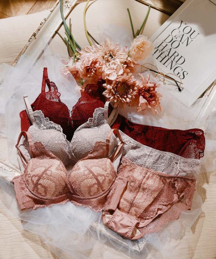 pool studio - sakura ♡kilky♡新品・タグ付き♡フラワーモチーフニットピンク San-ai Resortnortherly神戸マルイ店】脇高カシュクール新色登場