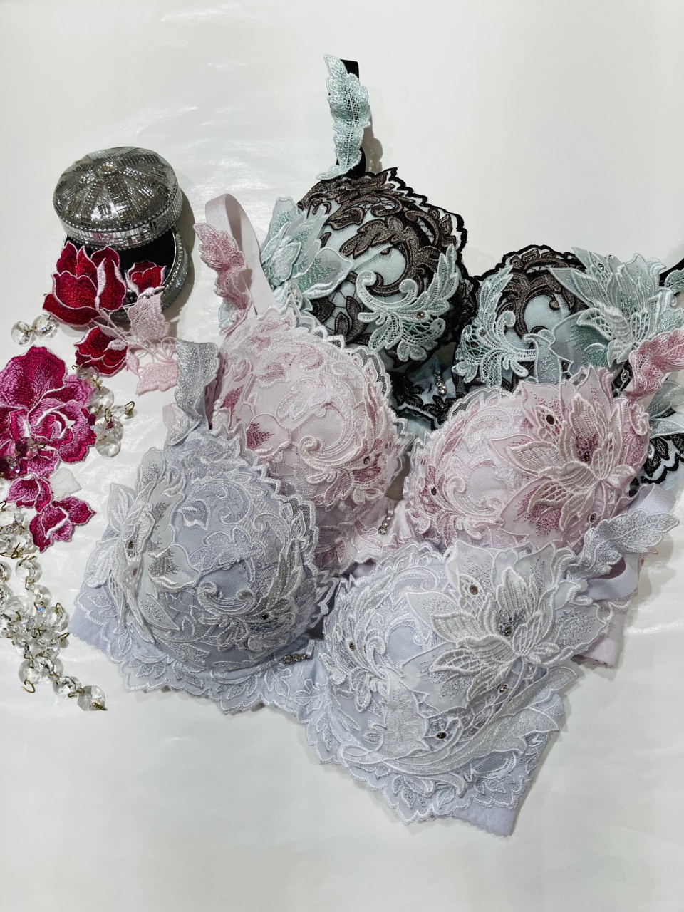 マルートとやま店】salute新作 32G入荷しました！ - 日本最大級の水着