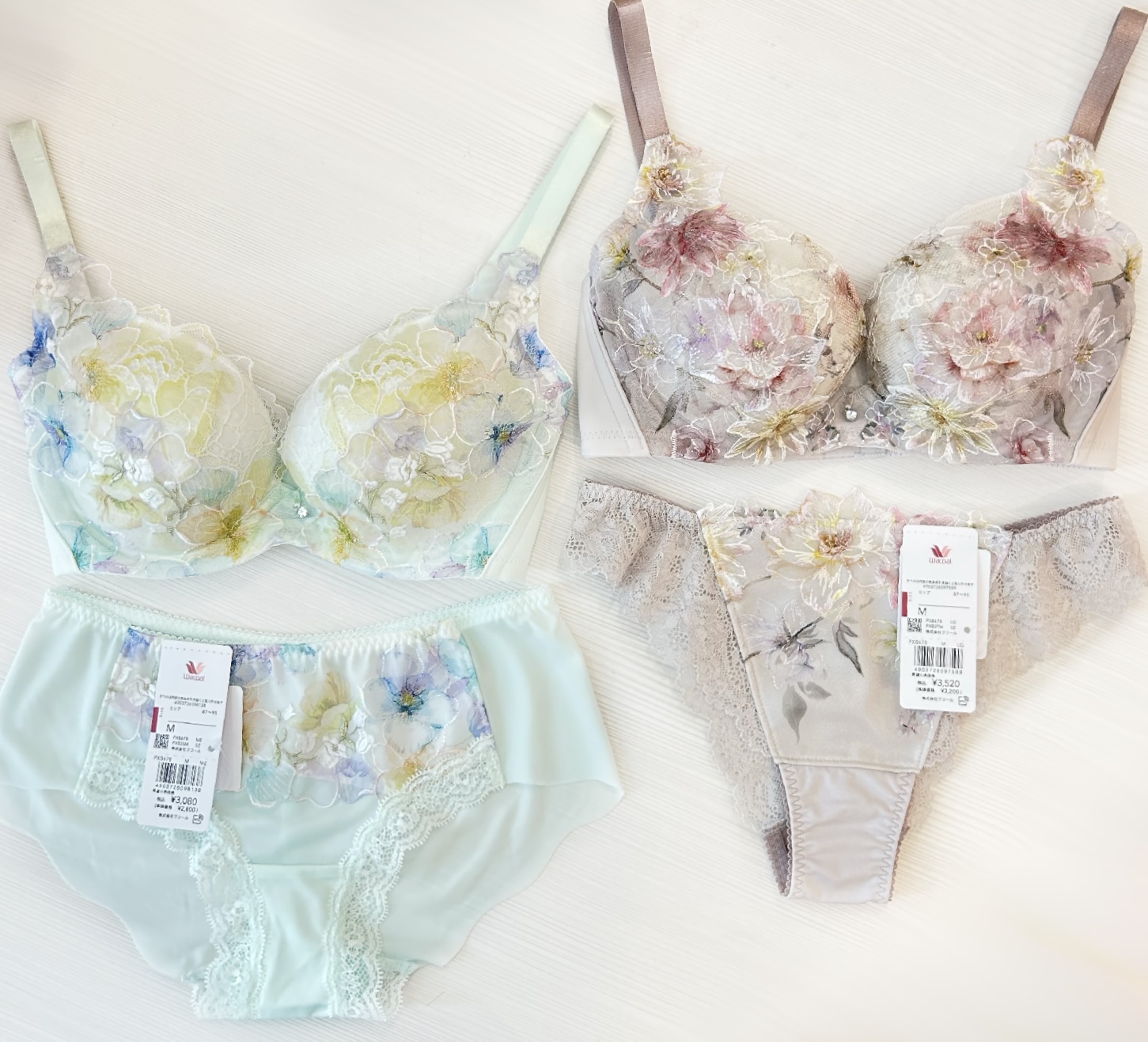 新品タグ付き♡リゾフラフリルバンドゥビキニ♡S♡リゾートフラワー♡エミリアウィズ 2018SS水着の新発売 | EmiriaWizを運営する株式会社voyage スタッフブログ